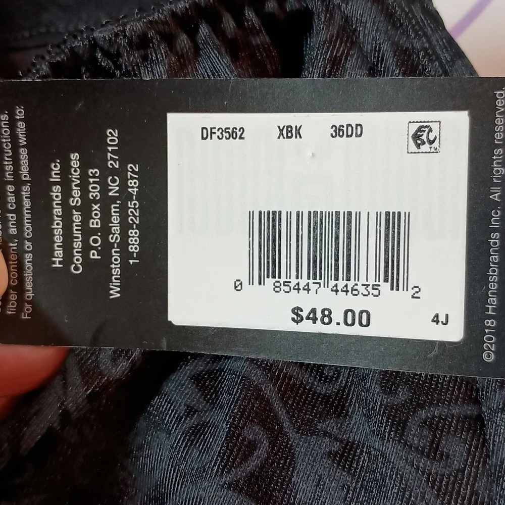 BALI Black Satin Tracings Minimizer Underwire Bra, 36 DD